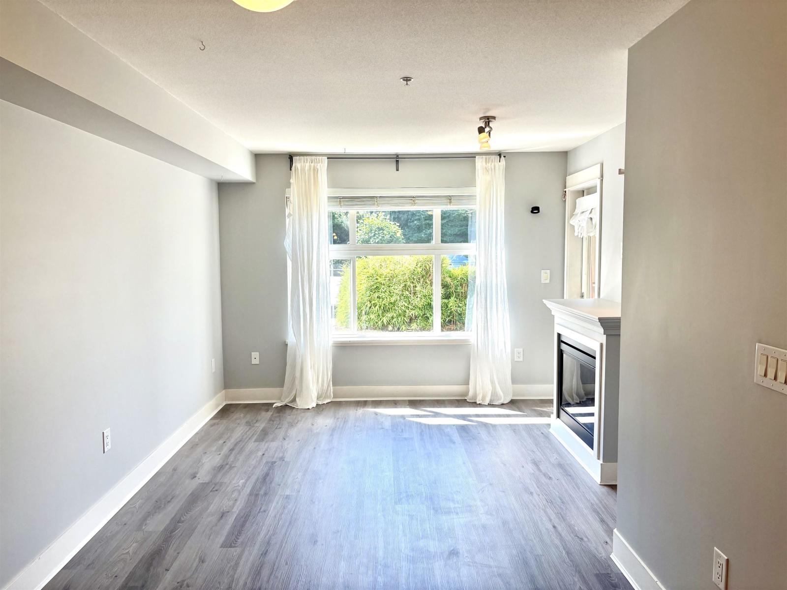 Photo 2 of 105 2515 Park Drive, Abbotsford BC