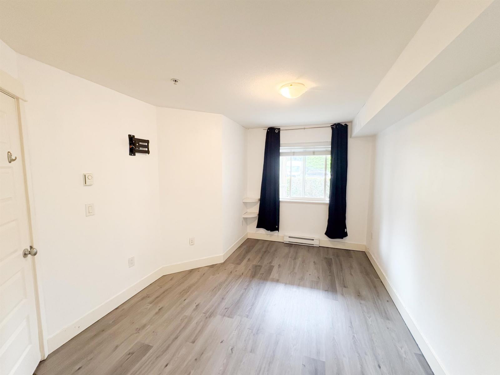 Photo 13 of 105 2515 Park Drive, Abbotsford BC