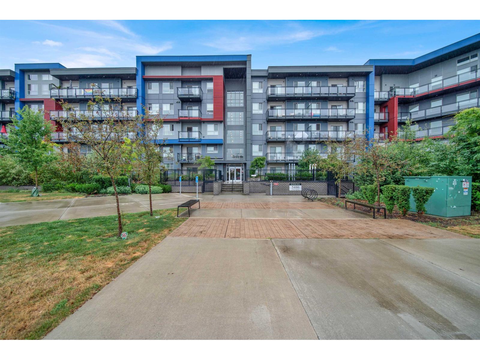 Photo 6 of 208 5486 199 A Street, Langley BC