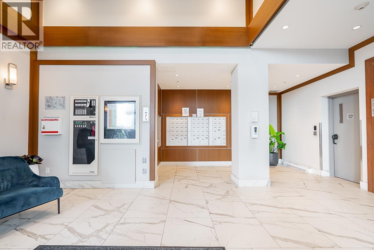 Photo 1 of 409 1728 Gilmore Avenue, Burnaby BC