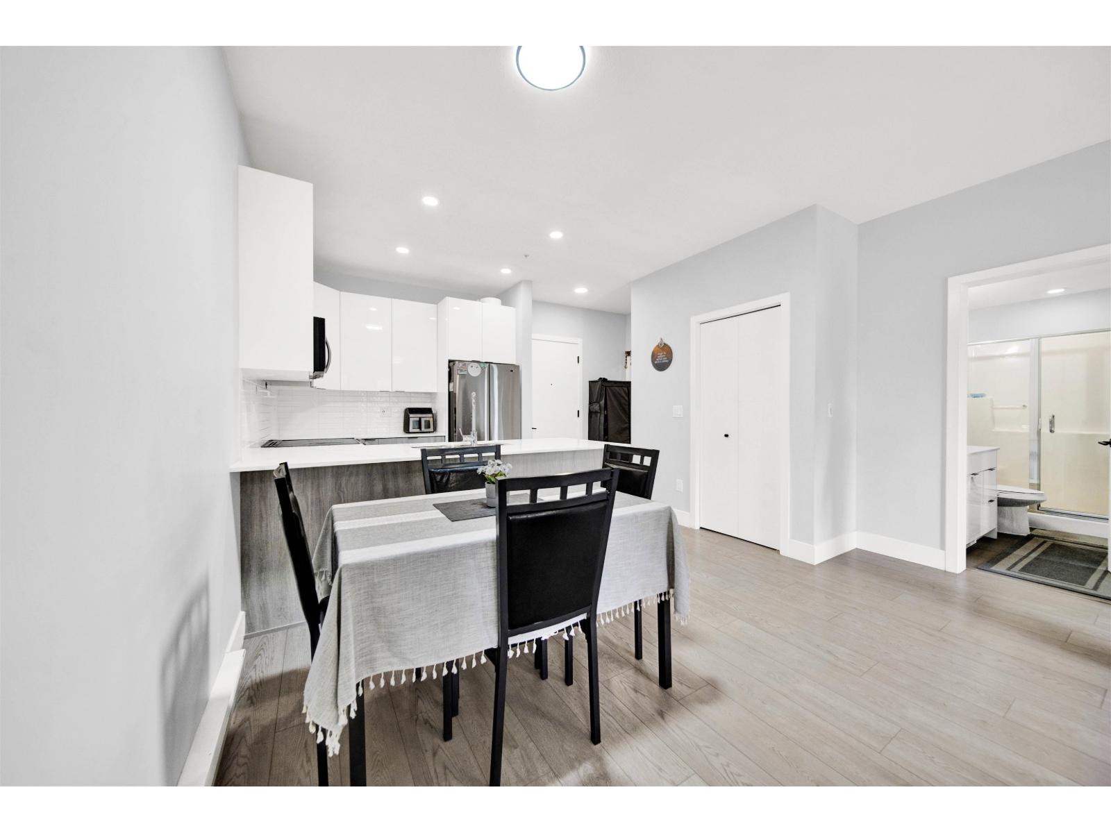 Photo 16 of 208 5486 199 A Street, Langley BC