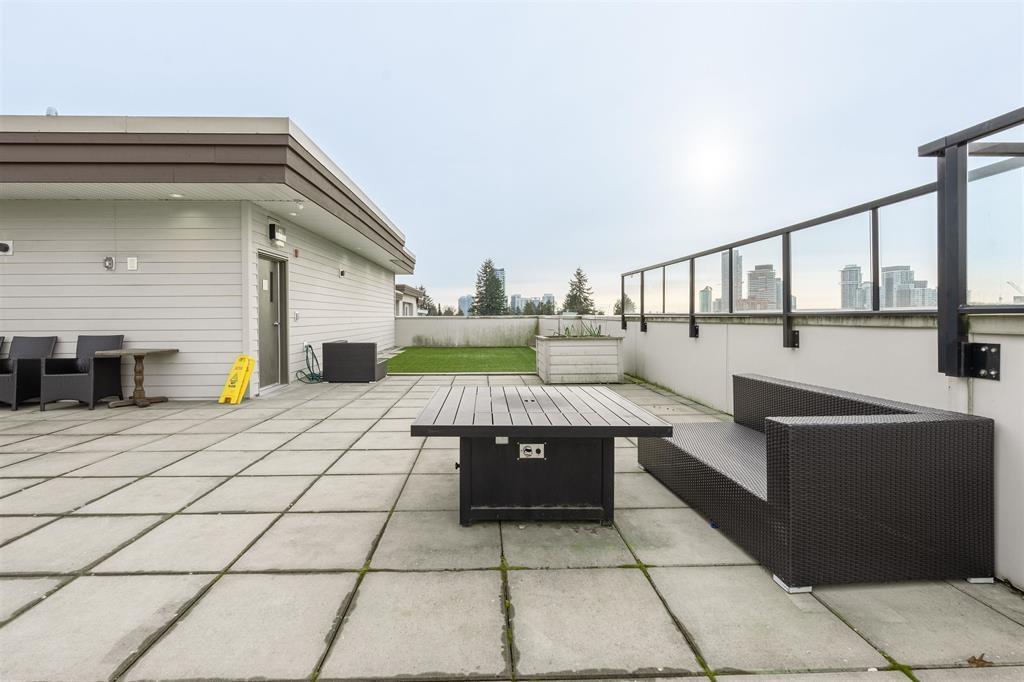 Photo 15 of 528 13768 108 Avenue, Surrey BC