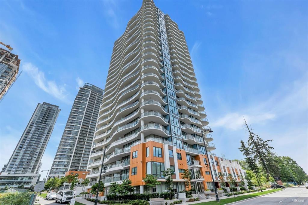 Photo 1 of 1902 13318 104 Avenue, Surrey BC