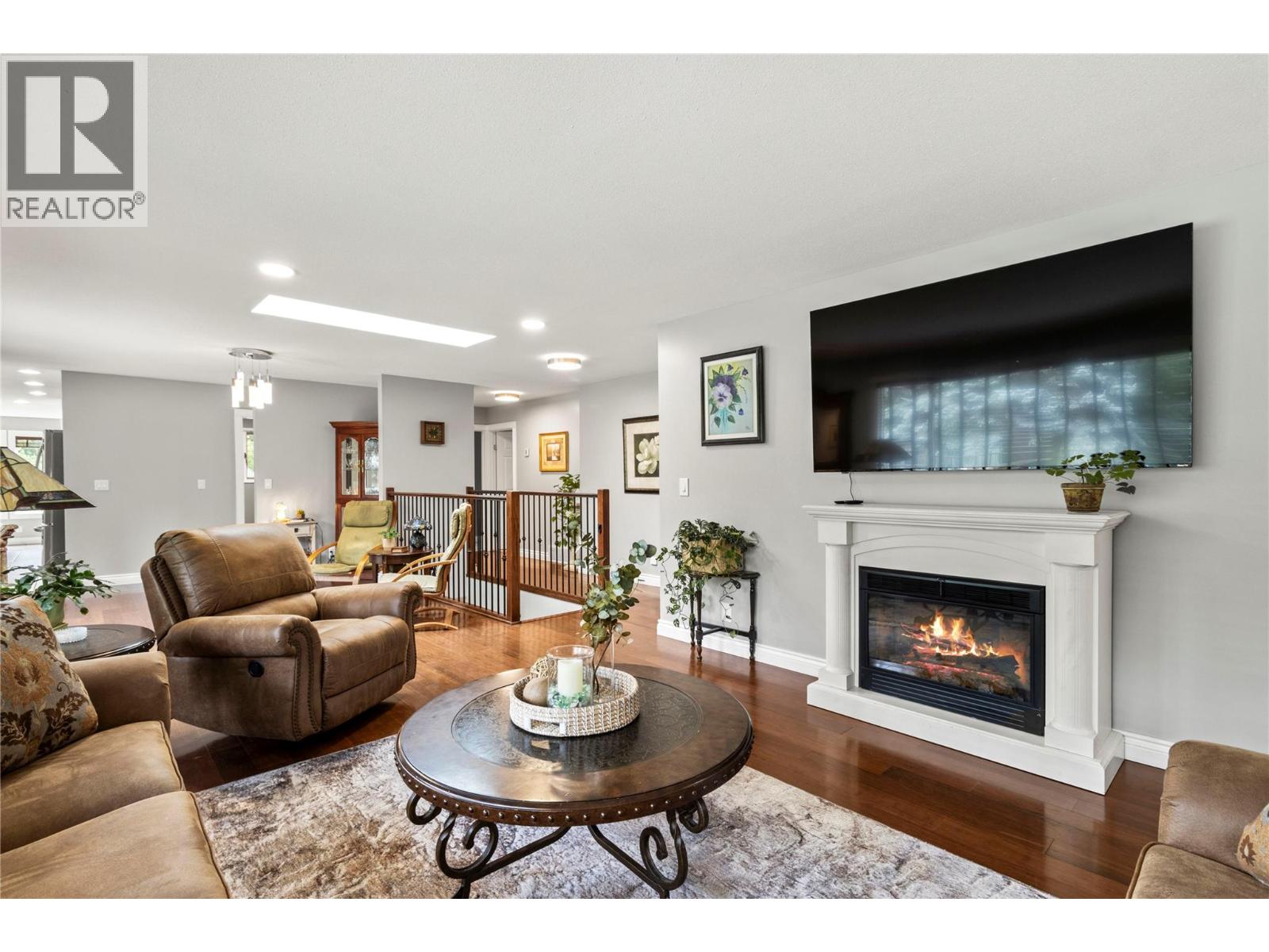 Photo 13 of 2746 Balmoral Road, Blind Bay BC