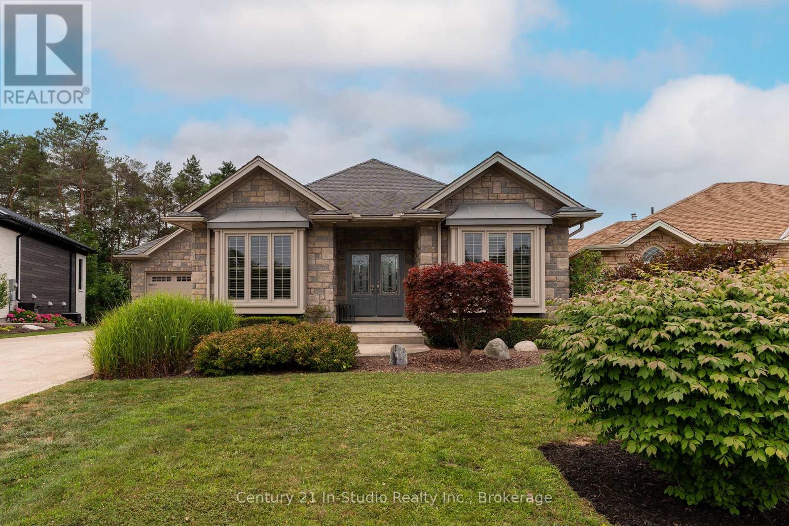 Photo 30 of 6 Glen Abbey Court, Meaford ON