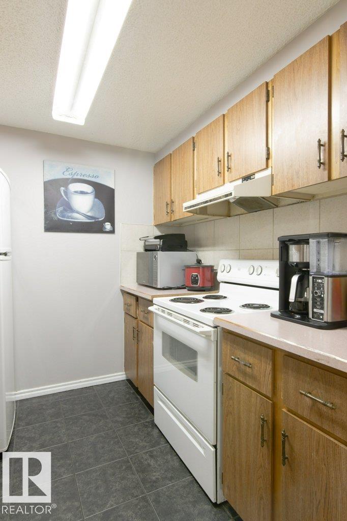 Photo 14 of 502 12831 66 St Nw, Edmonton AB