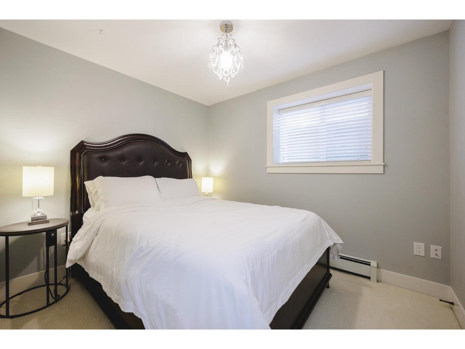 Photo 28 of 17363 0 B Avenue, Surrey BC