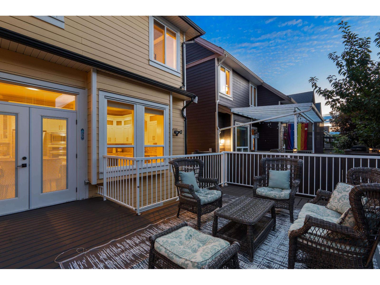 Photo 37 of 17363 0 B Avenue, Surrey BC