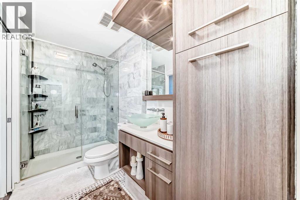 Single Family House for Sale in    Street NW West Hillhurst Calgary 