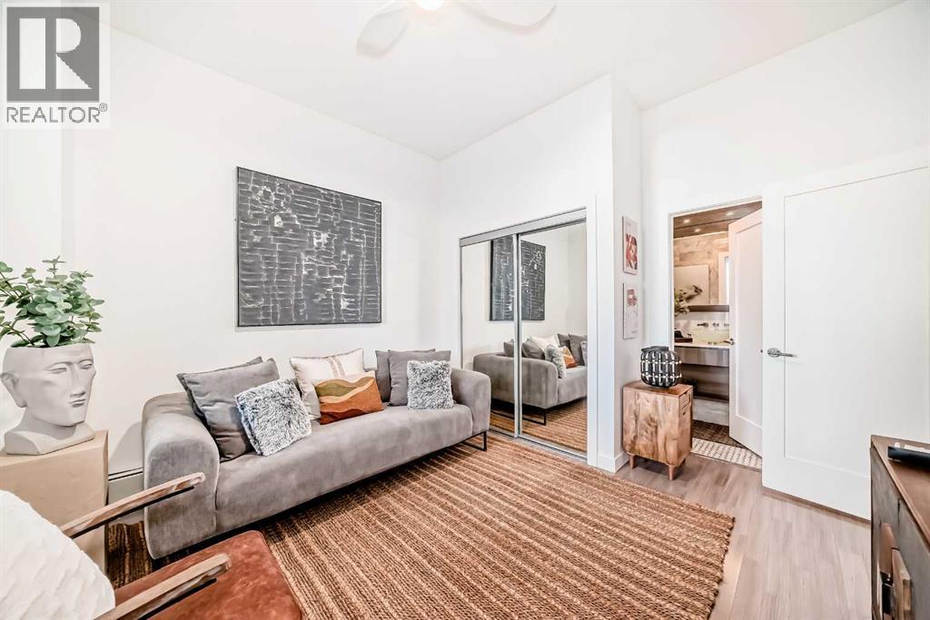 109, 119 19 Street NW, Calgary, Alberta