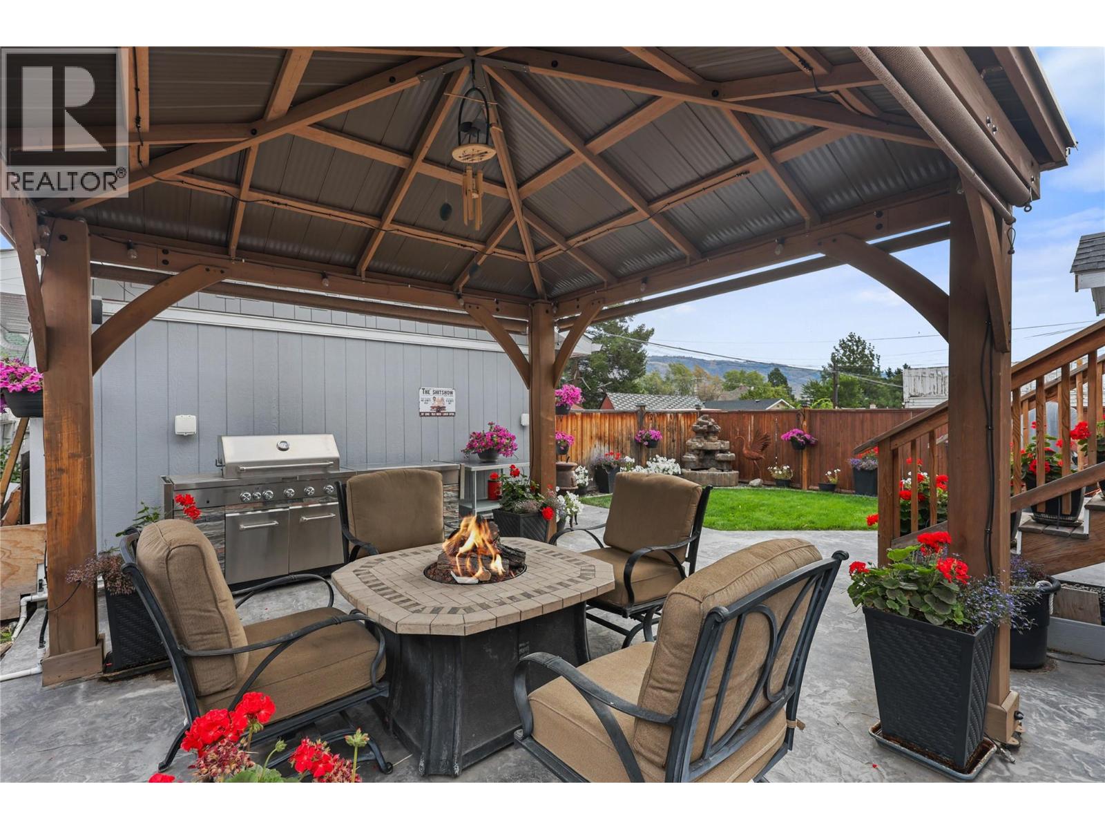 Photo 20 of 716 Columbia Street, Kamloops BC