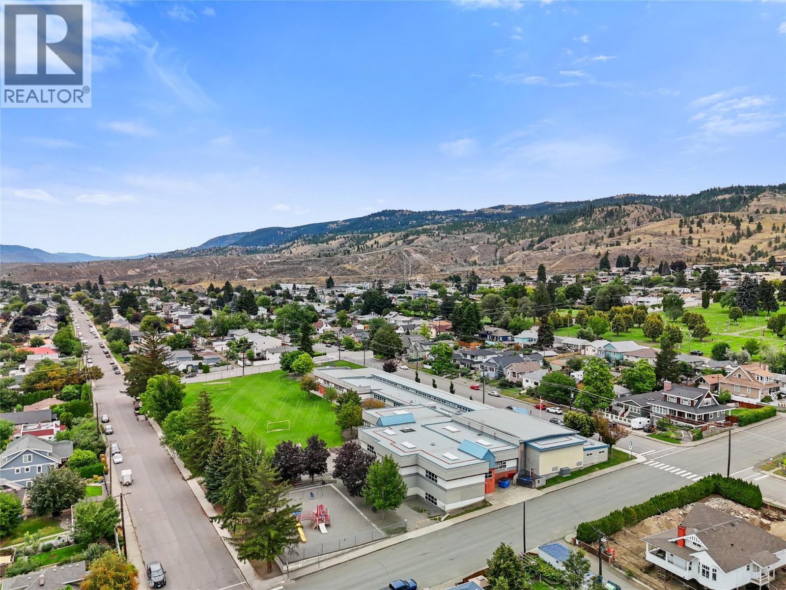 Photo 12 of 716 Columbia Street, Kamloops BC