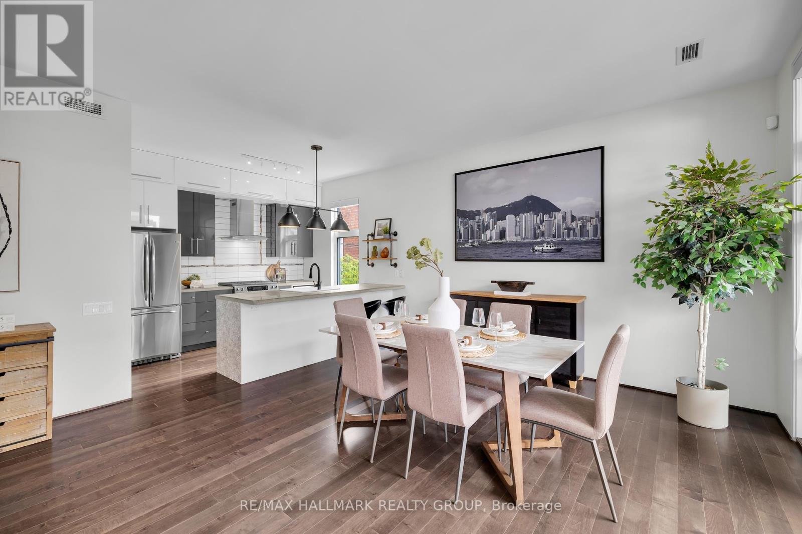 Photo 11 of 201 39 Vaughan Street, Ottawa ON