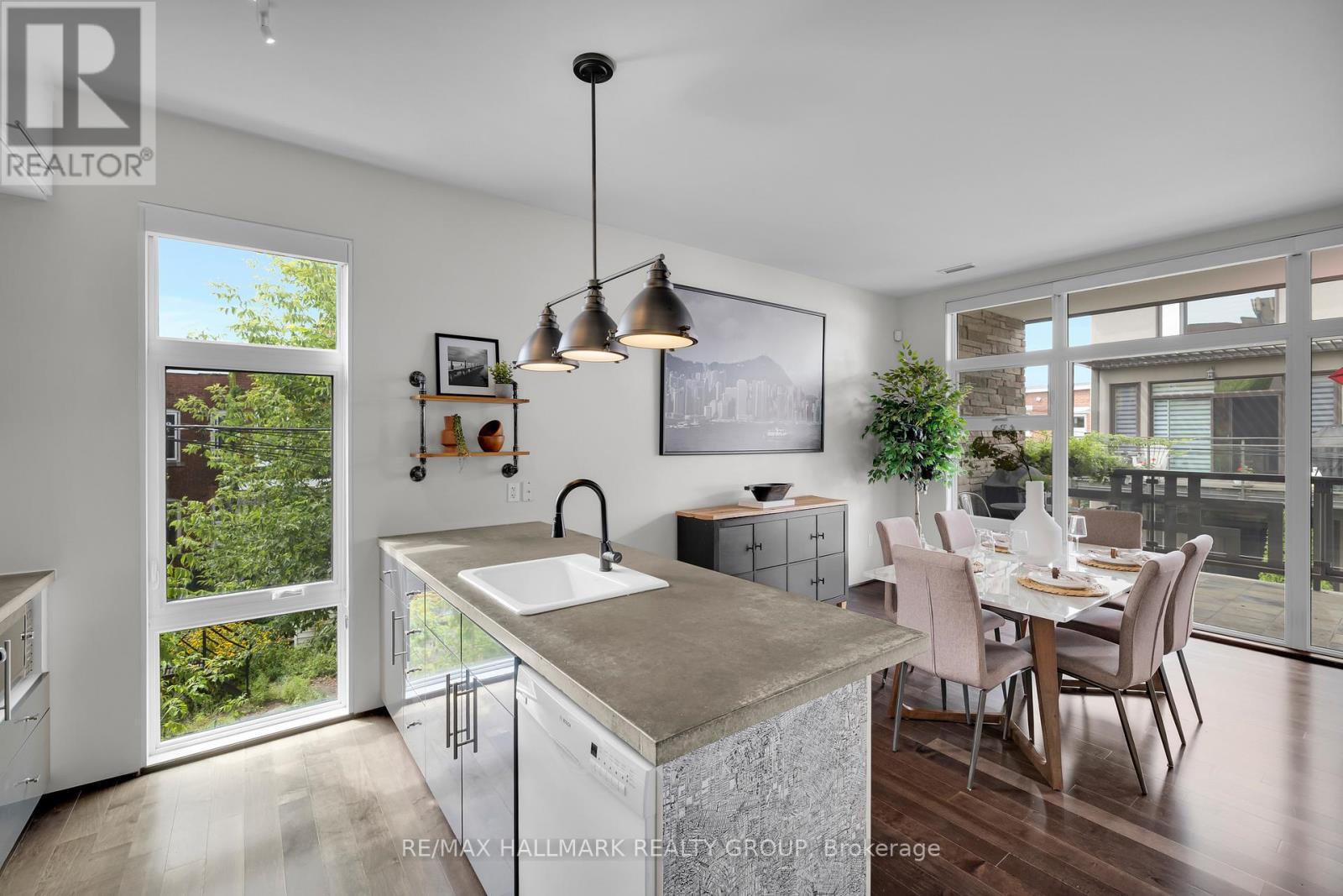 Photo 23 of 201 39 Vaughan Street, Ottawa ON
