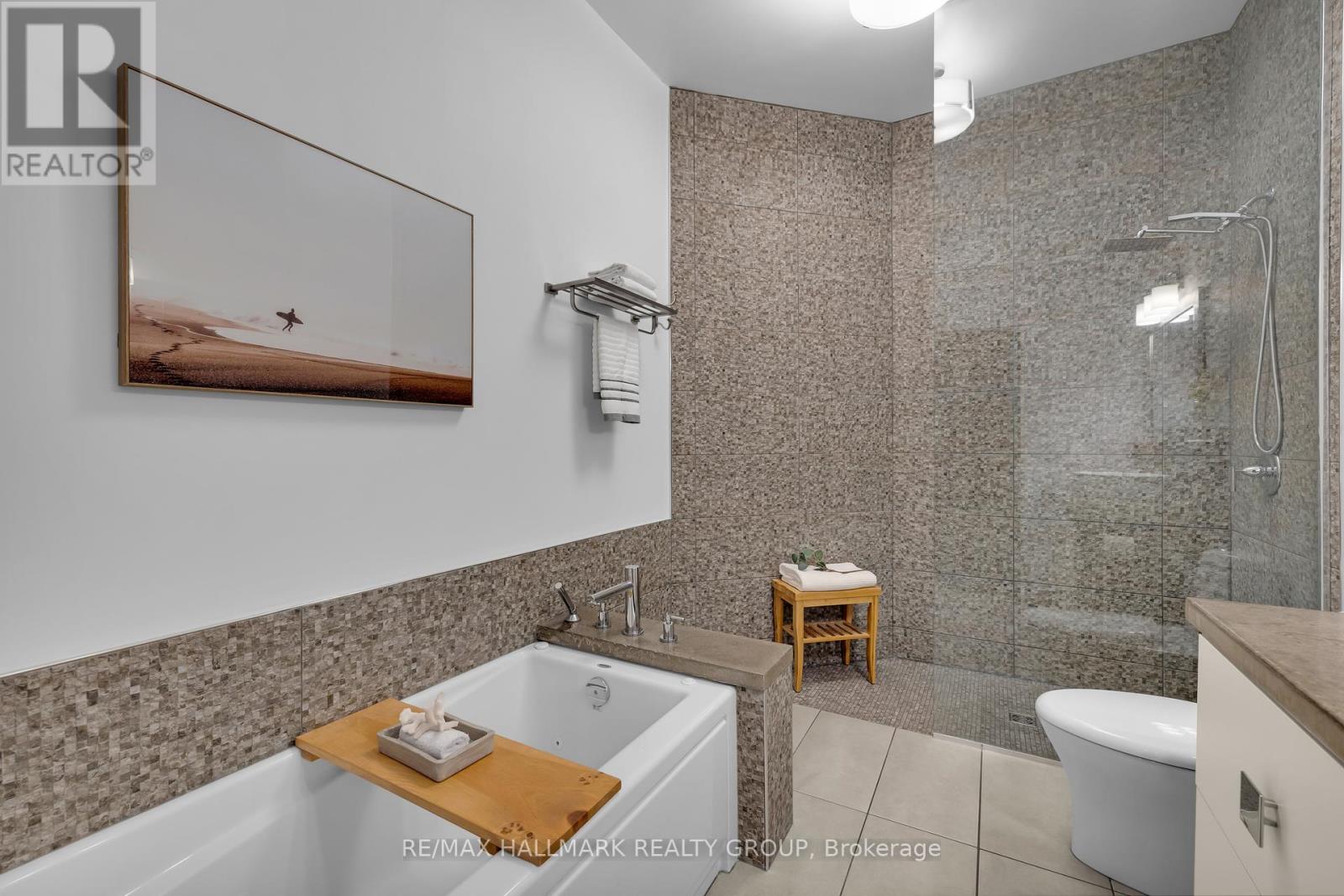 Photo 34 of 201 39 Vaughan Street, Ottawa ON