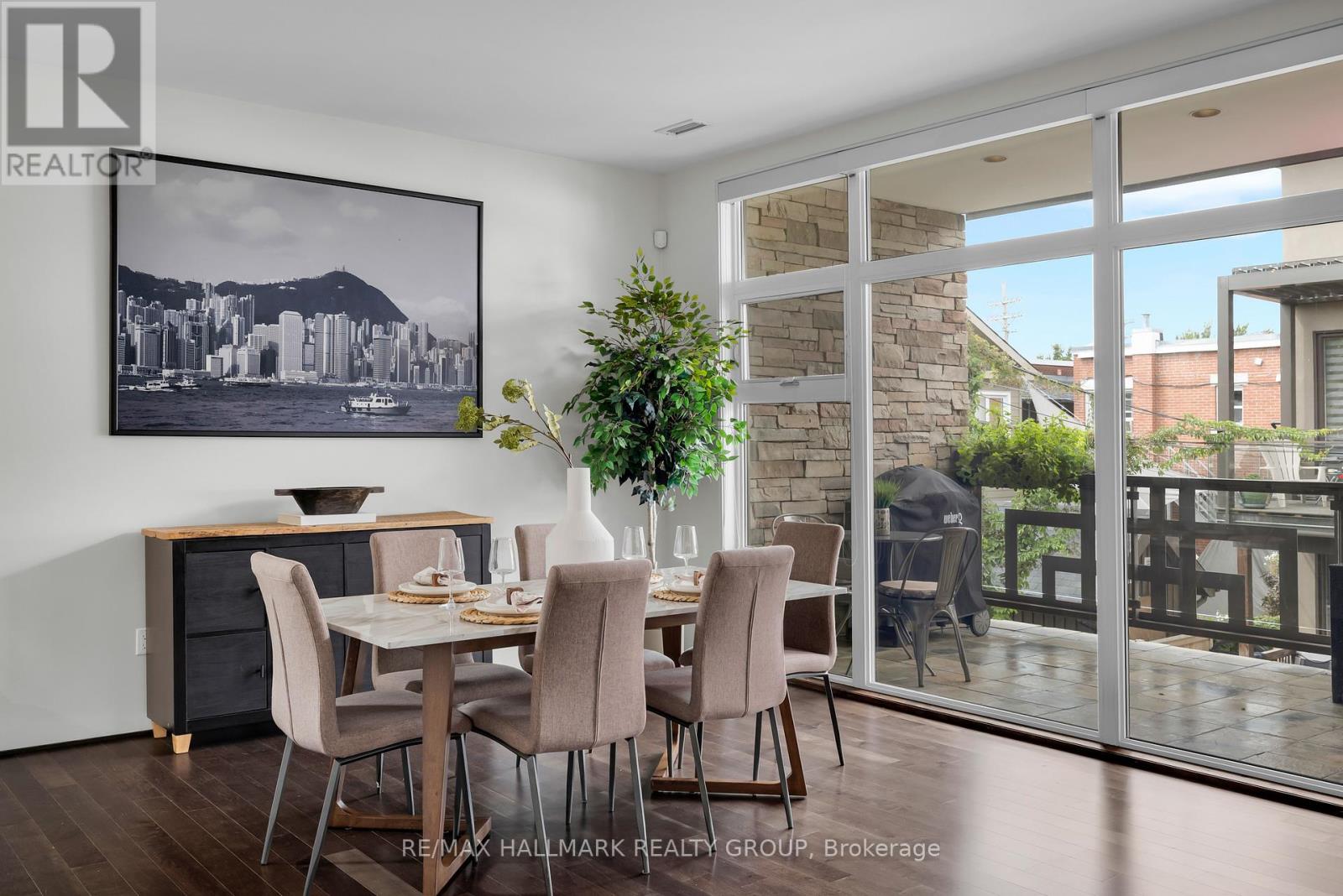 Photo 9 of 201 39 Vaughan Street, Ottawa ON