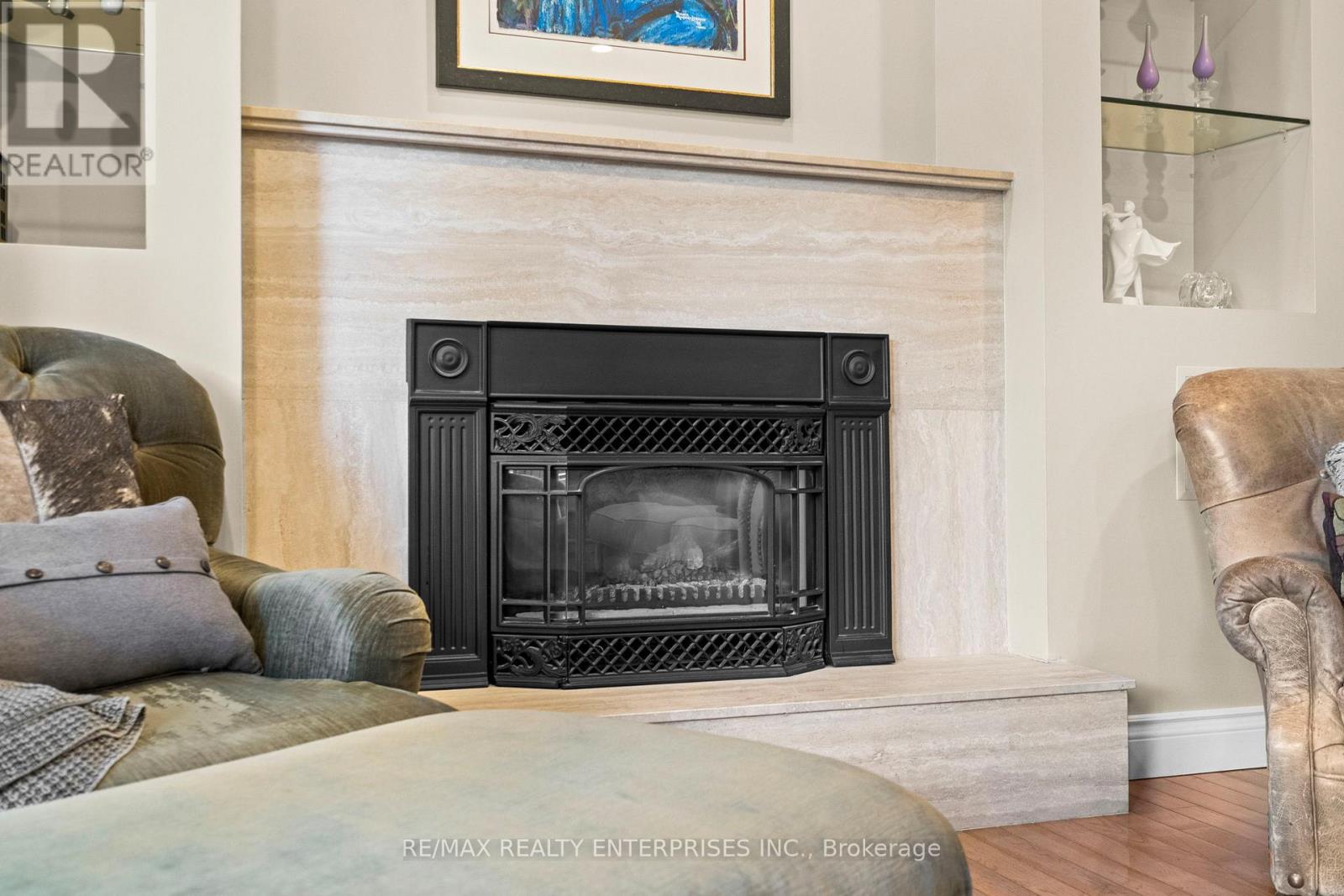 Photo 10 of 1867 Will Scarlett Drive, Mississauga ON