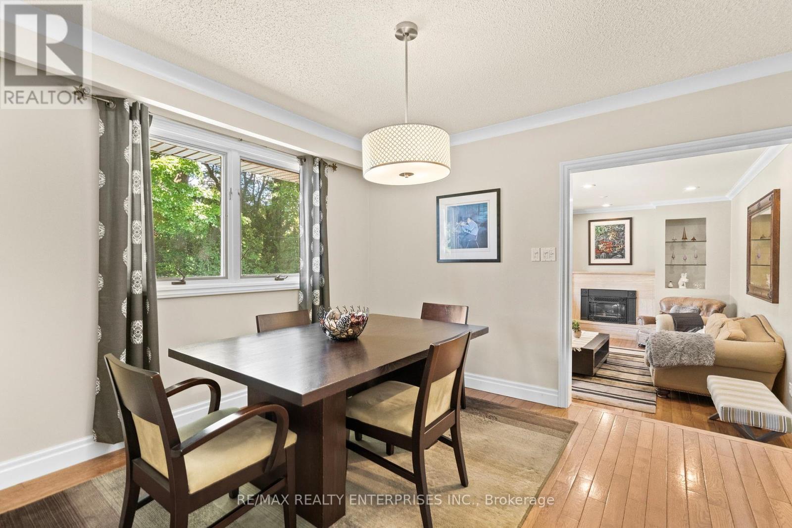 Photo 12 of 1867 Will Scarlett Drive, Mississauga ON