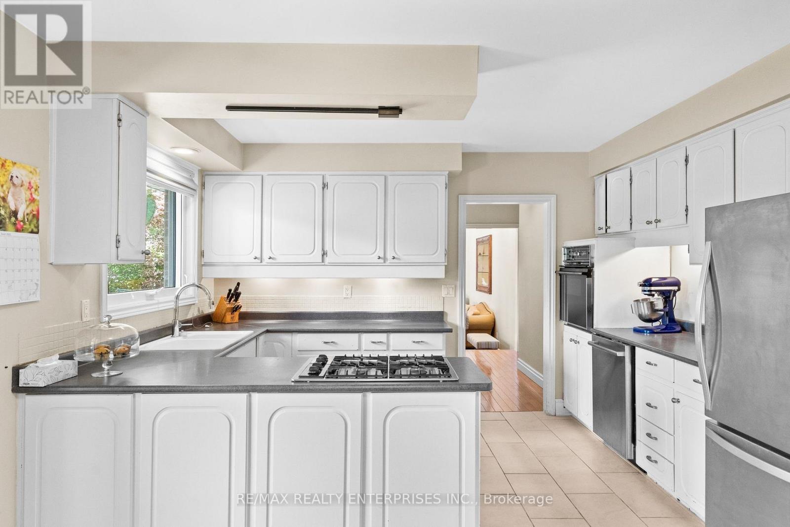 Photo 14 of 1867 Will Scarlett Drive, Mississauga ON