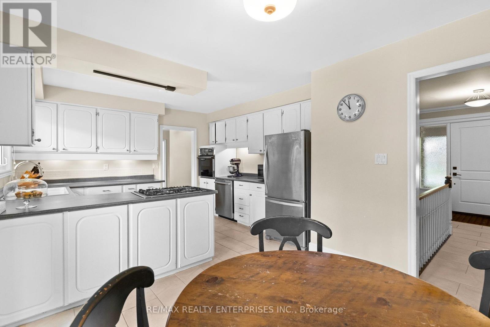 Photo 18 of 1867 Will Scarlett Drive, Mississauga ON
