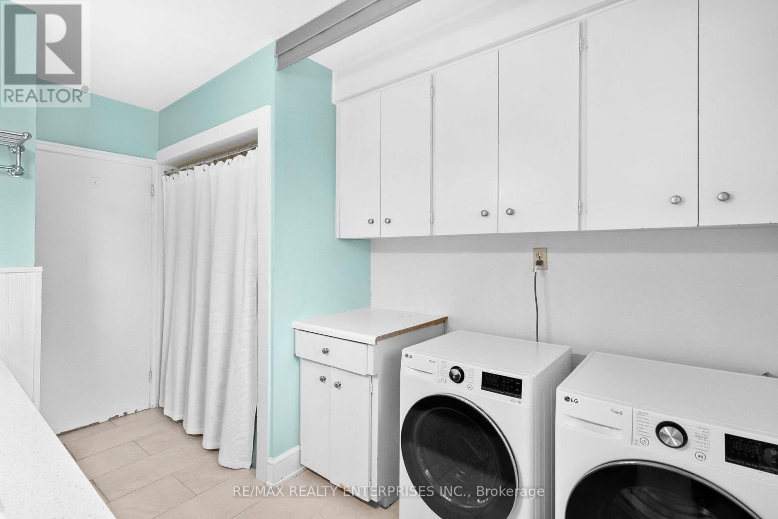 Photo 21 of 1867 Will Scarlett Drive, Mississauga ON