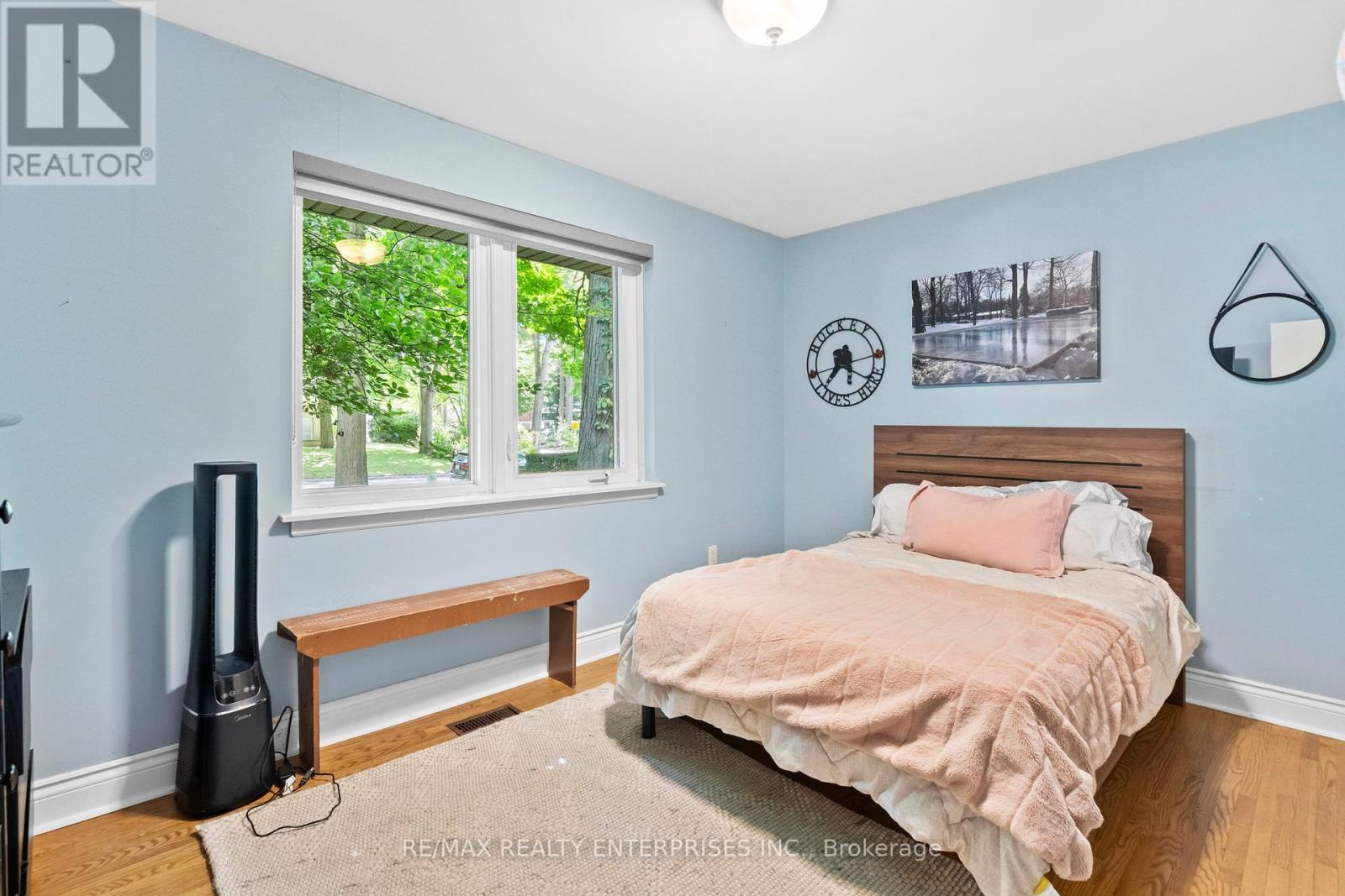 Photo 25 of 1867 Will Scarlett Drive, Mississauga ON