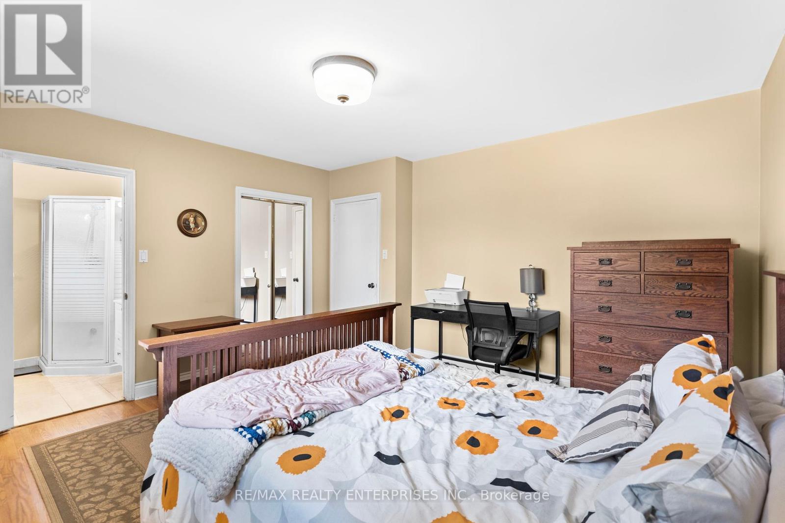 Photo 28 of 1867 Will Scarlett Drive, Mississauga ON