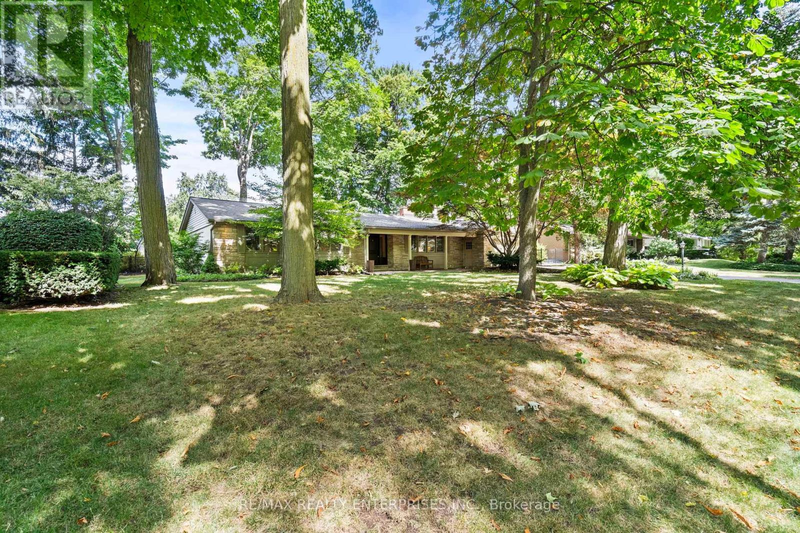 Photo 50 of 1867 Will Scarlett Drive, Mississauga ON