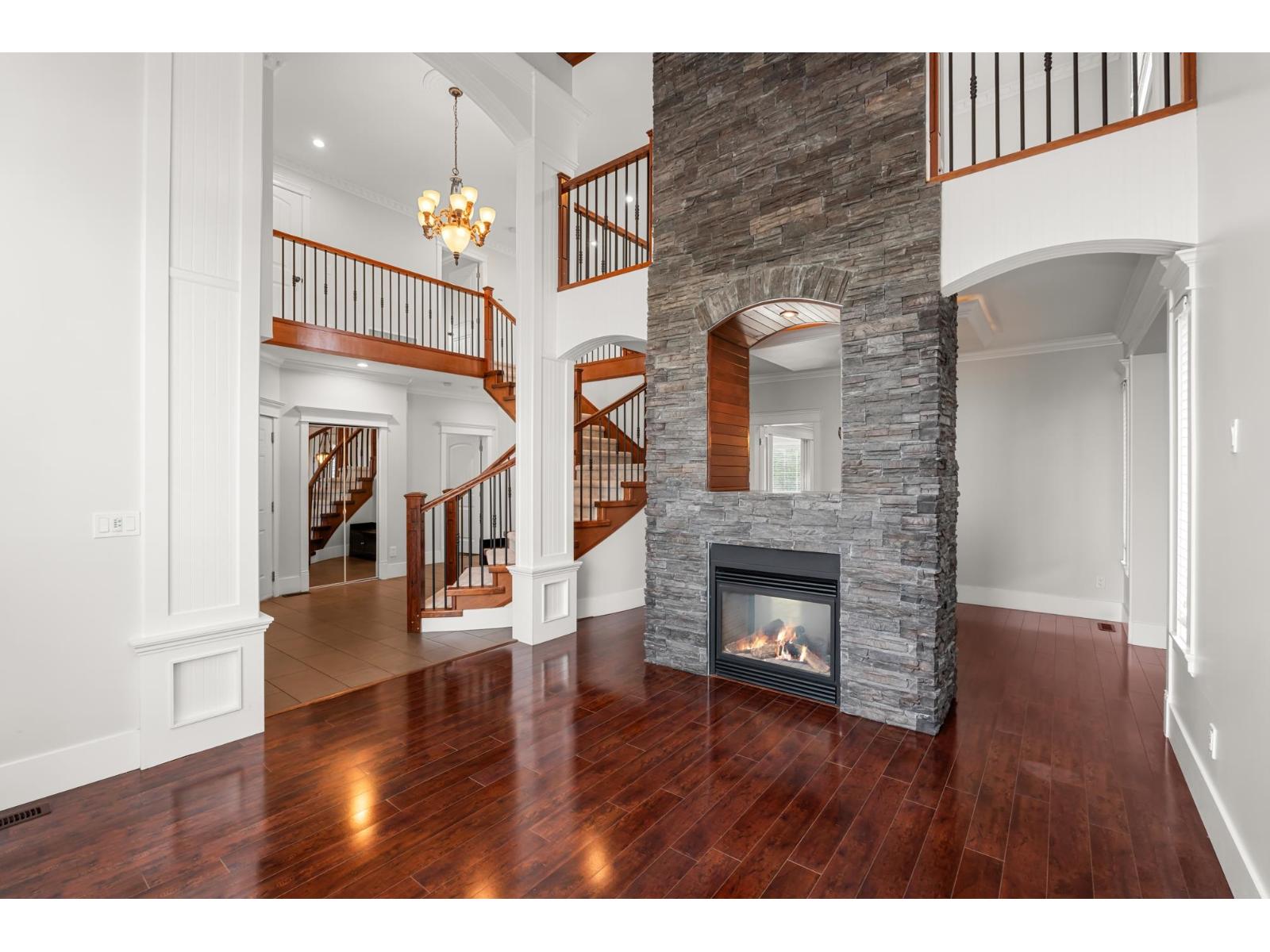 Photo 9 of 7043 197 B Street, Langley BC