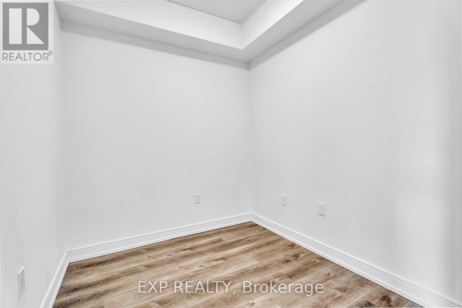 Photo 8 of 828 1 Jarvis Street, Hamilton ON