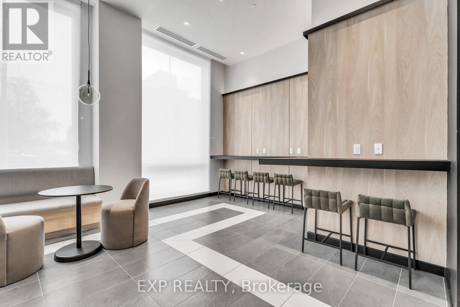 Photo 22 of 828 1 Jarvis Street, Hamilton ON