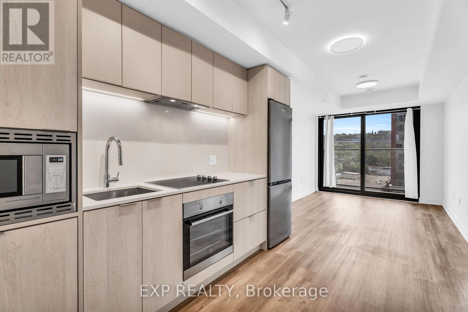 Photo 16 of 828 1 Jarvis Street, Hamilton ON