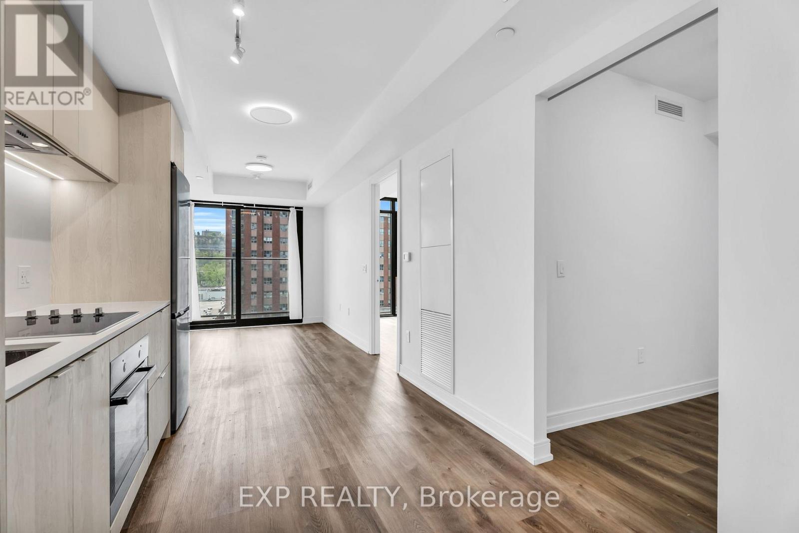 Photo 17 of 828 1 Jarvis Street, Hamilton ON
