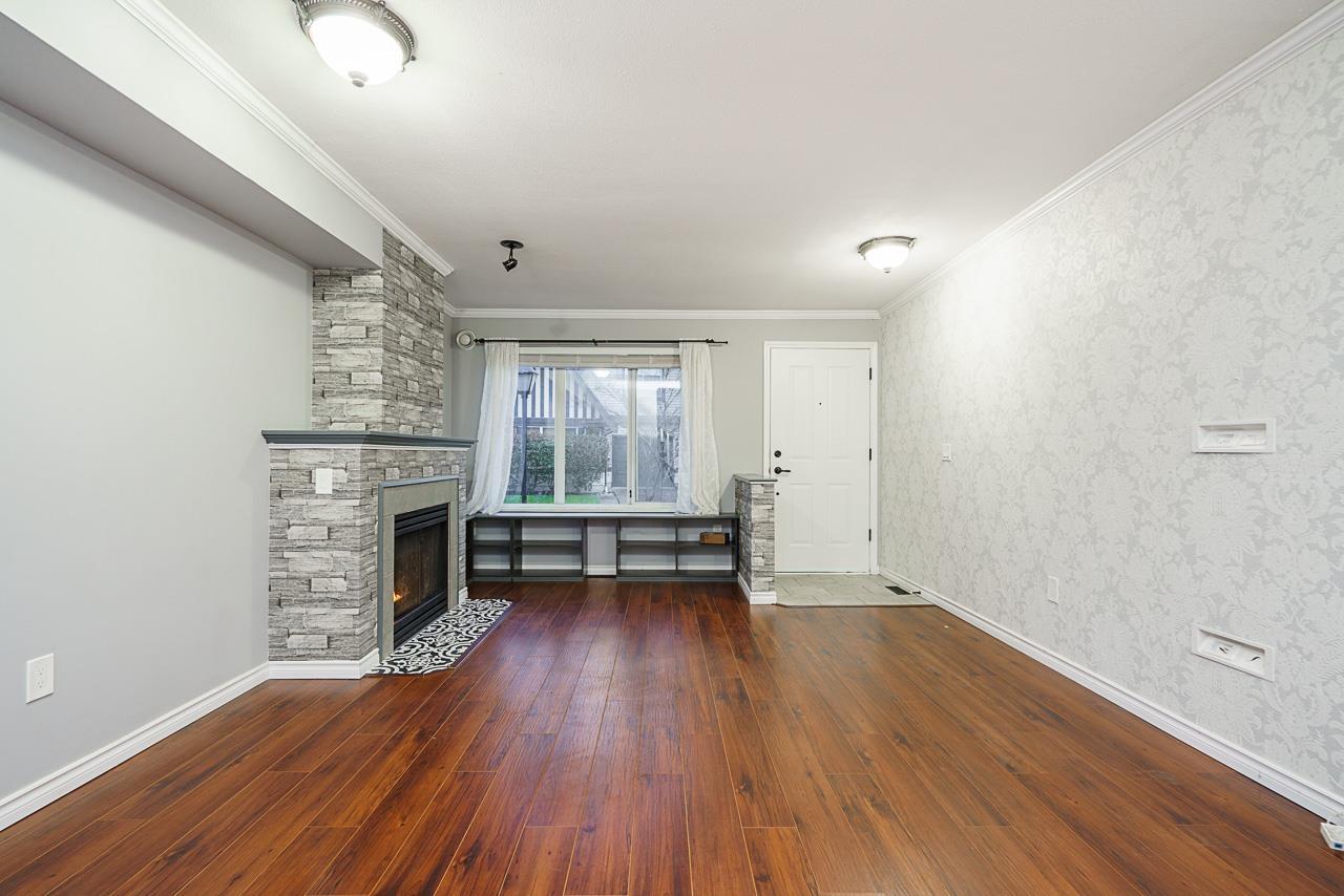 Photo 6 of 23 18883 65 Avenue, Surrey BC