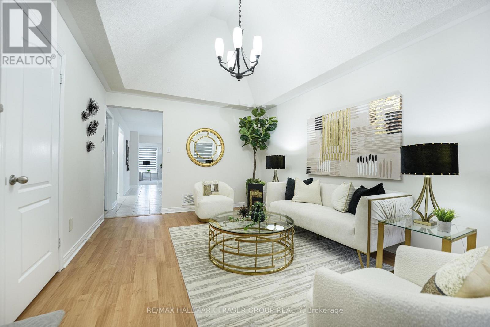 Photo 31 of 9 Tracey Court, Whitby ON