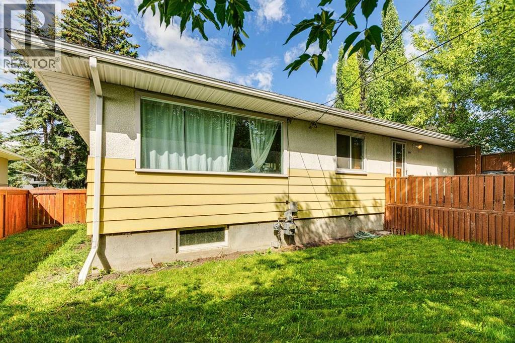 Single Family House Bungalow for Sale in  Wedgewood Drive SW Wildwood Calgary 