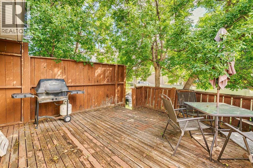 Single Family House Bungalow for Sale in  Wedgewood Drive SW Wildwood Calgary 