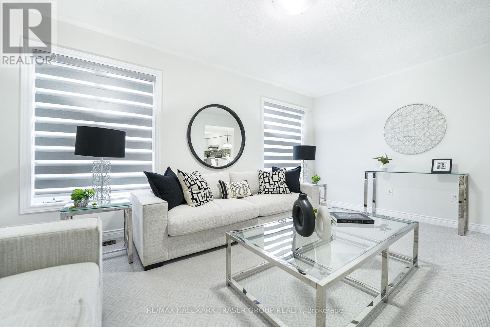 Photo 12 of 9 Tracey Court, Whitby ON