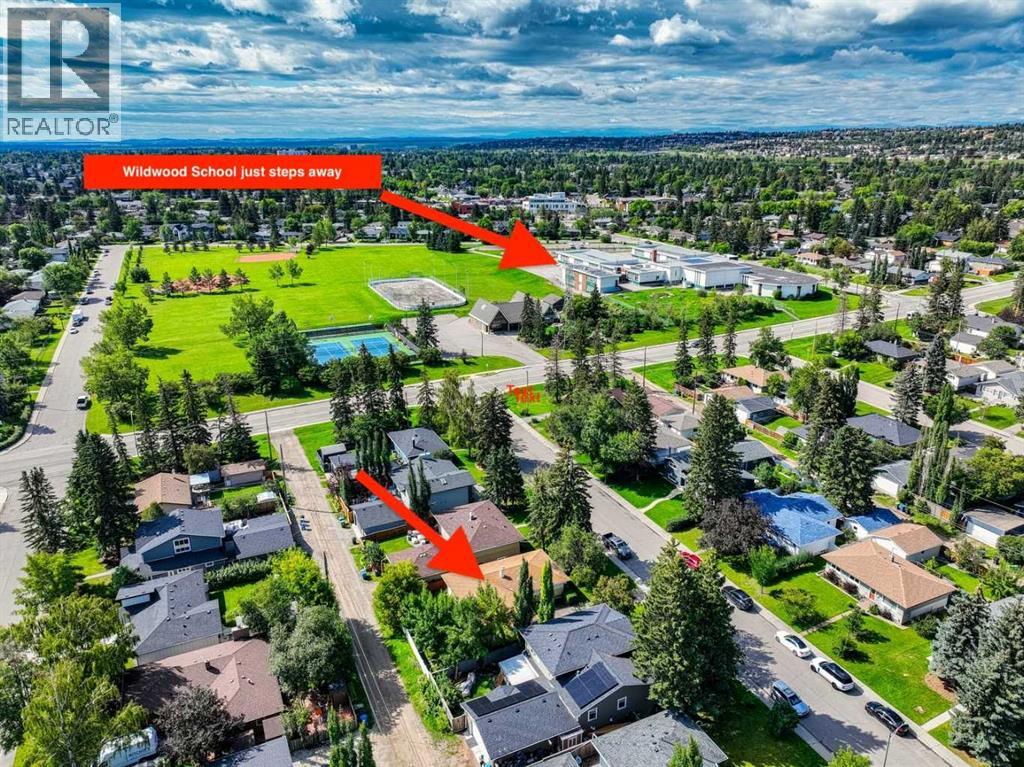 146 Wedgewood Drive SW, Calgary, Alberta