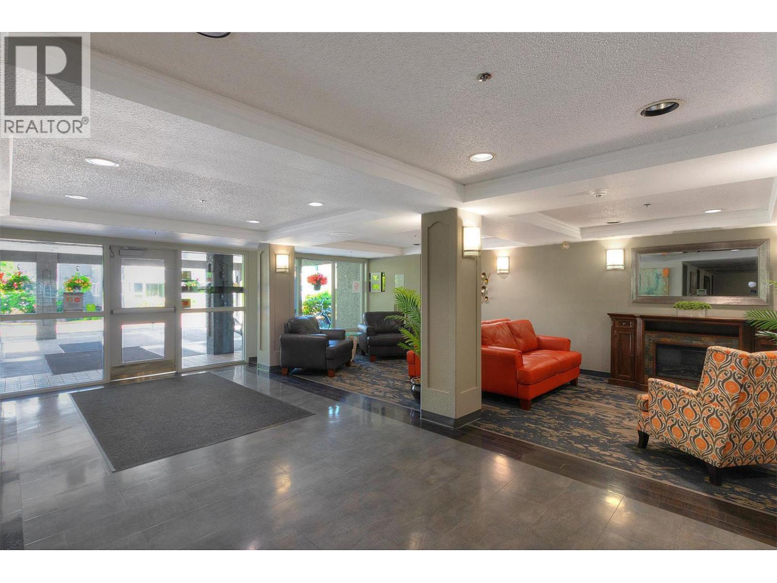 112 1045 Sutherland Avenue, Kelowna