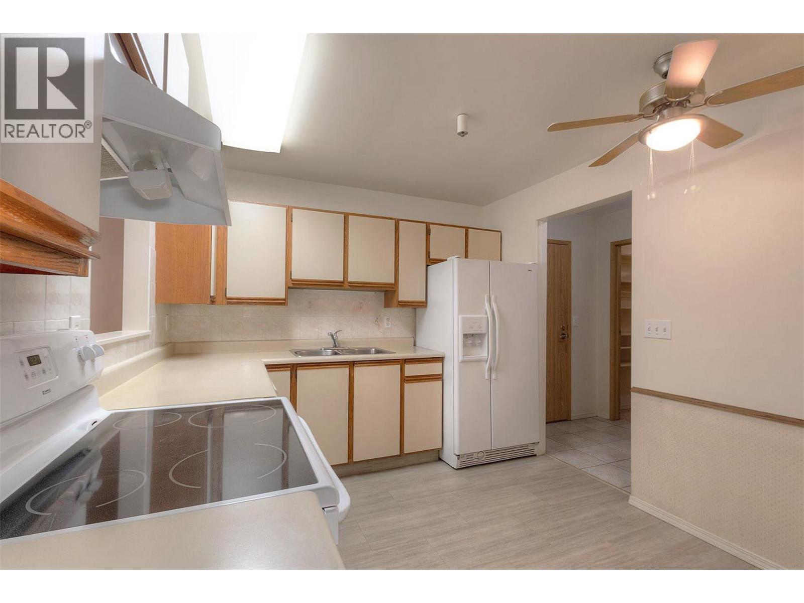 112 1045 Sutherland Avenue, Kelowna
