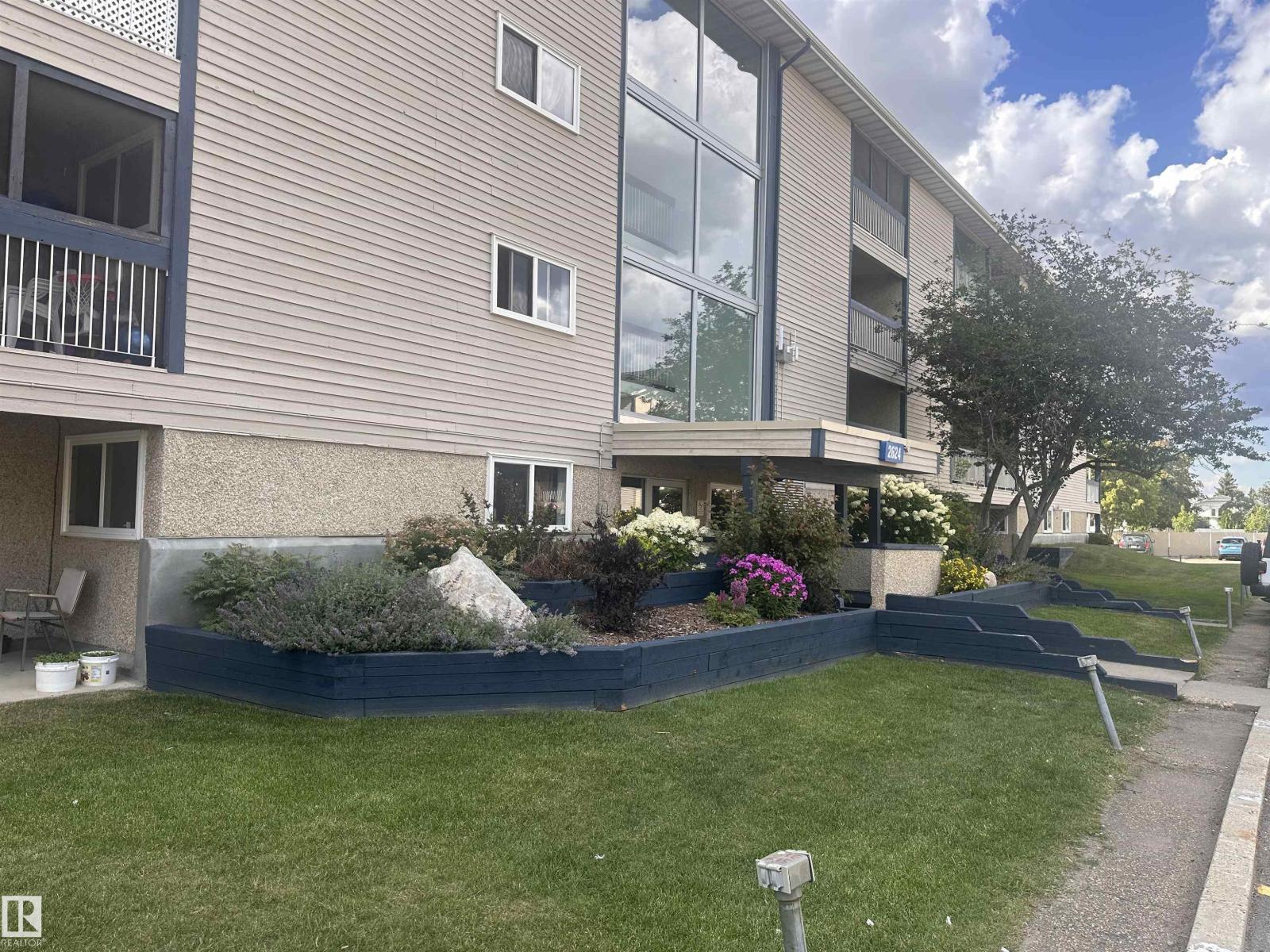 Photo 7 of 407 2624 Mill Woods E Nw, Edmonton AB