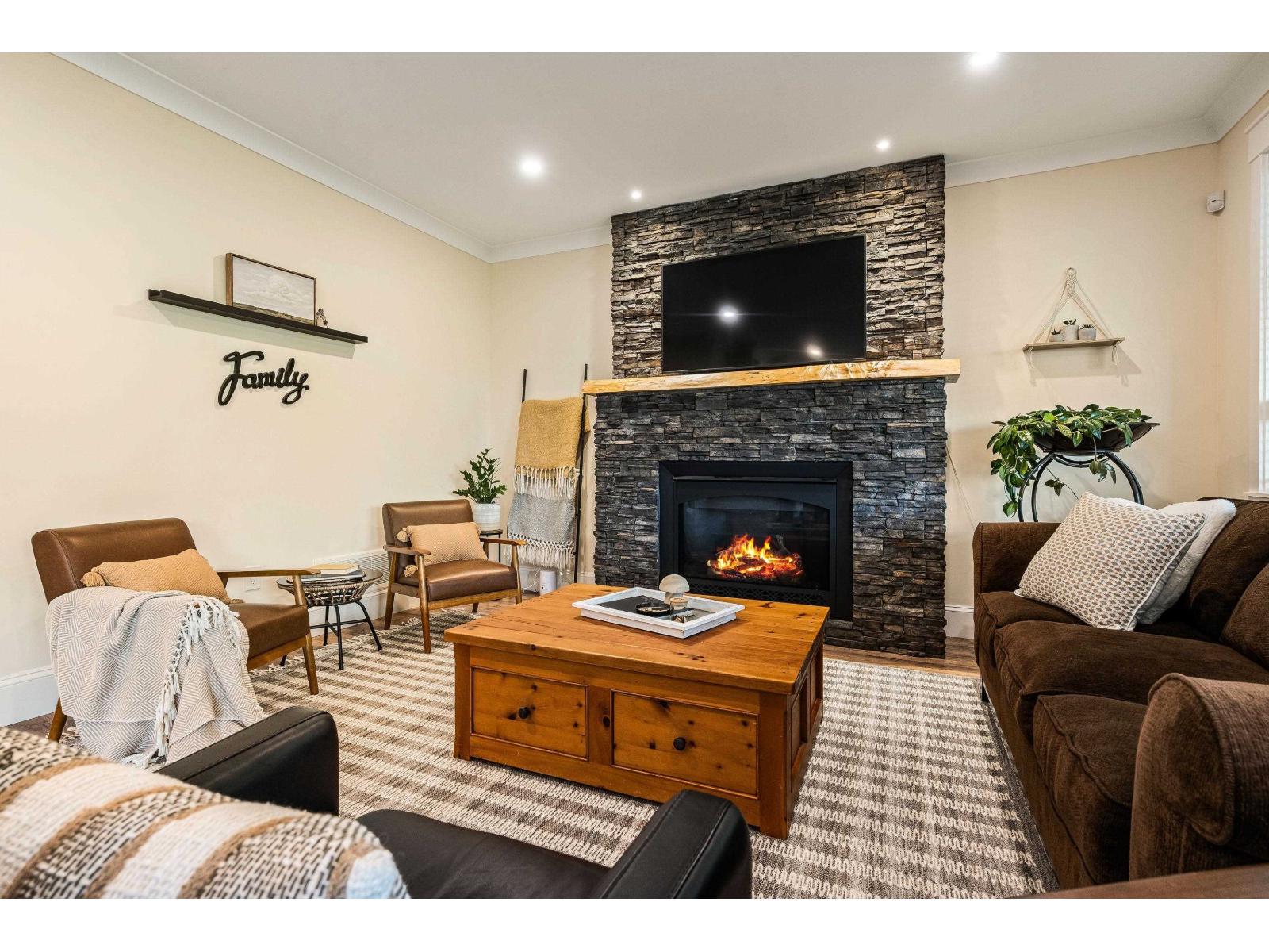 Photo 6 of 6 46379 Uplands Road Promontory, Chilliwack BC