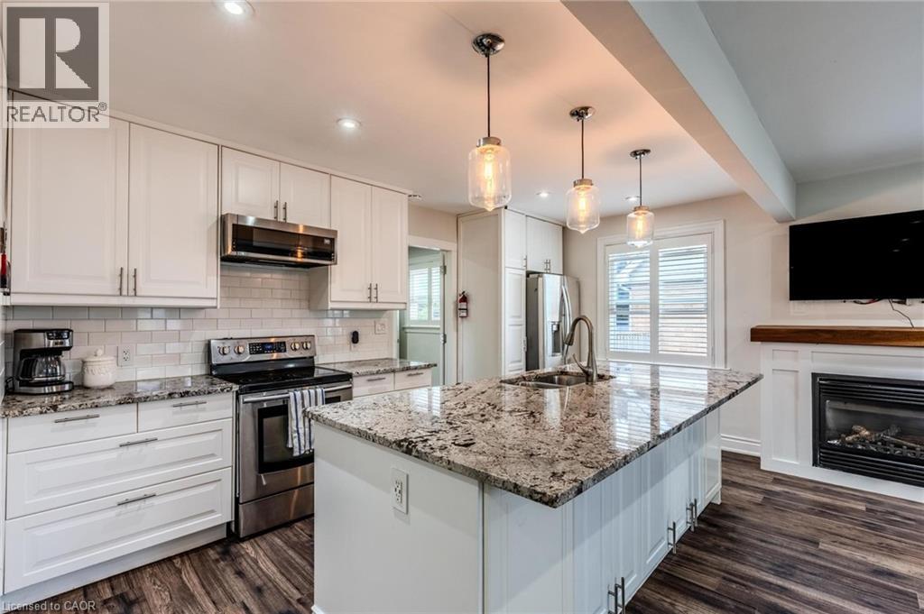 Photo 16 of 6 Sussex Avenue, Brantford ON