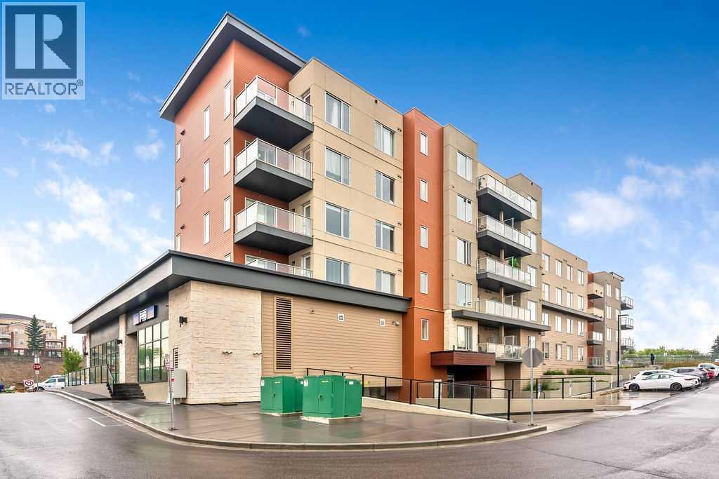 Single Family House for Sale in   Shawnee Common SW Shawnee Slopes Calgary 