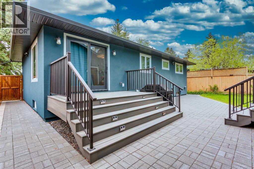 Photo 7 of 101 Wimbledon Crescent Sw, Calgary AB
