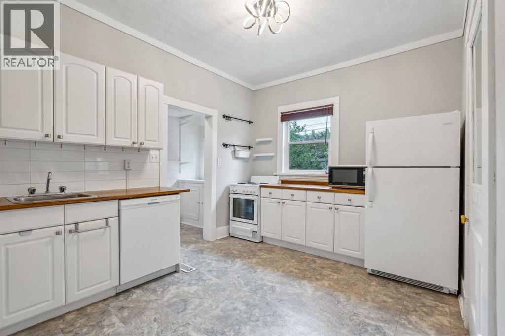 Single Family House Bungalow for Sale in   Street NW Sunnyside Calgary 