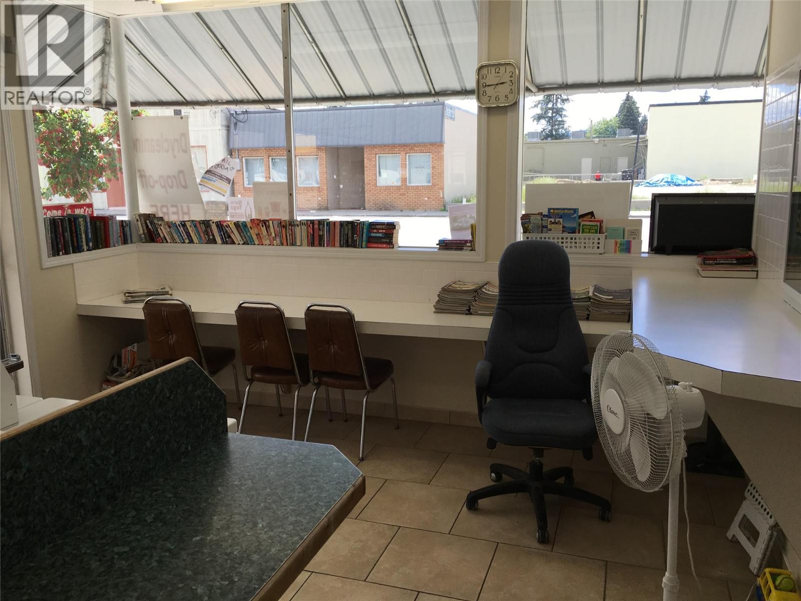 Business for Sale in Grand Forks – 7344 3rd Street, Grand Forks - Image 8