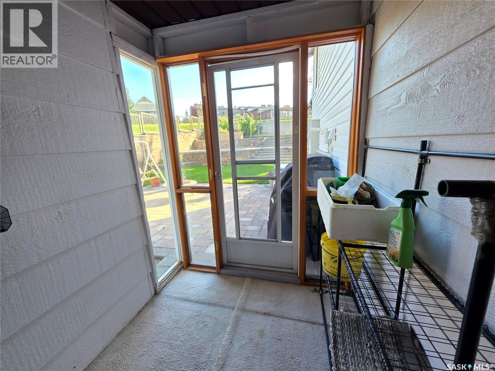 Photo 4 of 310 Aspen Drive, Swift Current SK