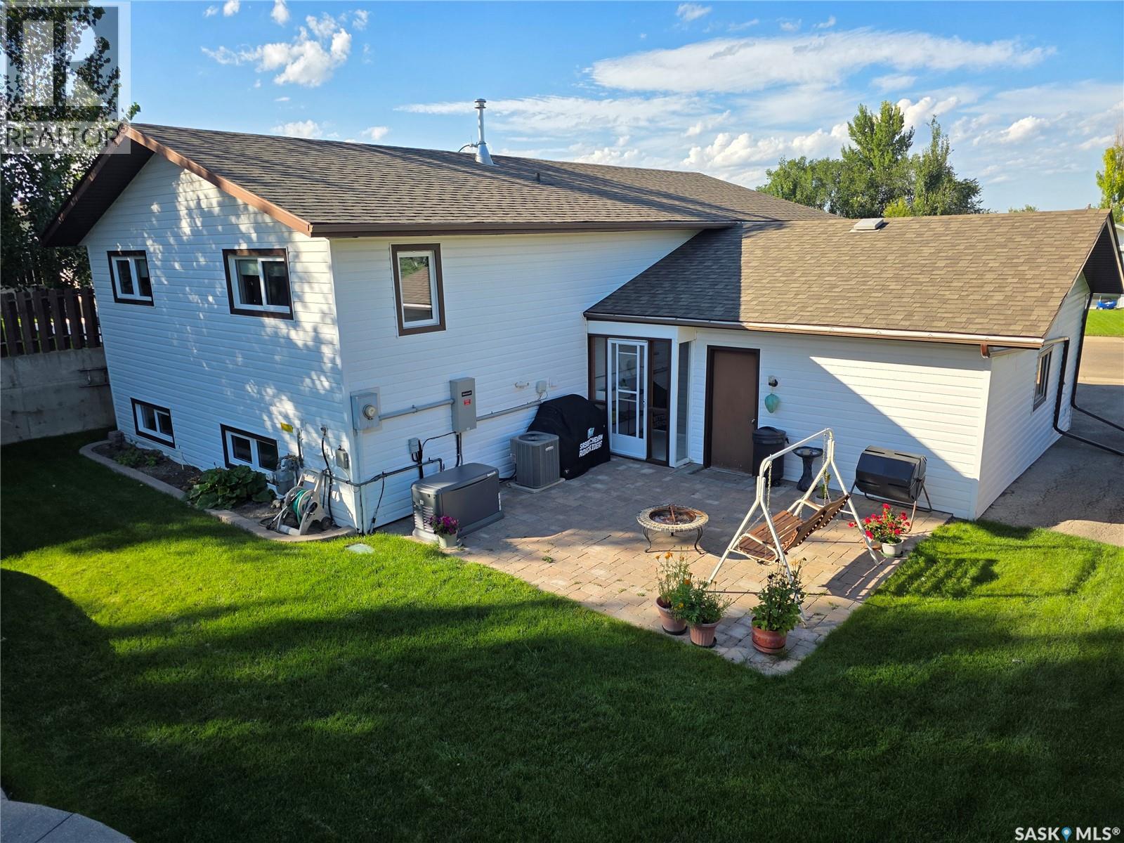 Photo 42 of 310 Aspen Drive, Swift Current SK